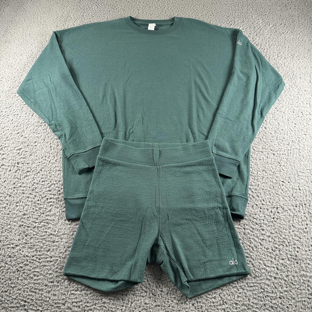 Alo Yoga Soho Sweatshirt & Biker Shorts Set Womens XS Green Terry Knit Lounge
